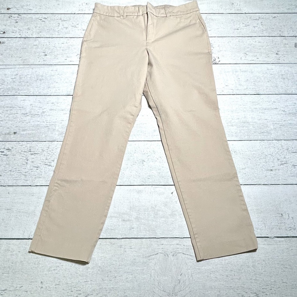 Old Navy Women’s Khaki High Rise Pixie Skinny Pants. Size 12.